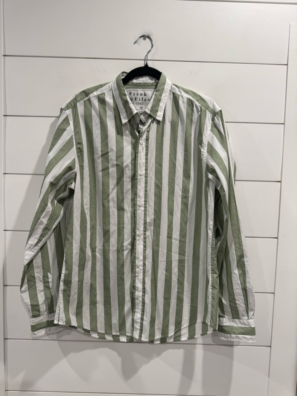 Frank & Eileen white green striped Finbar button down shirt